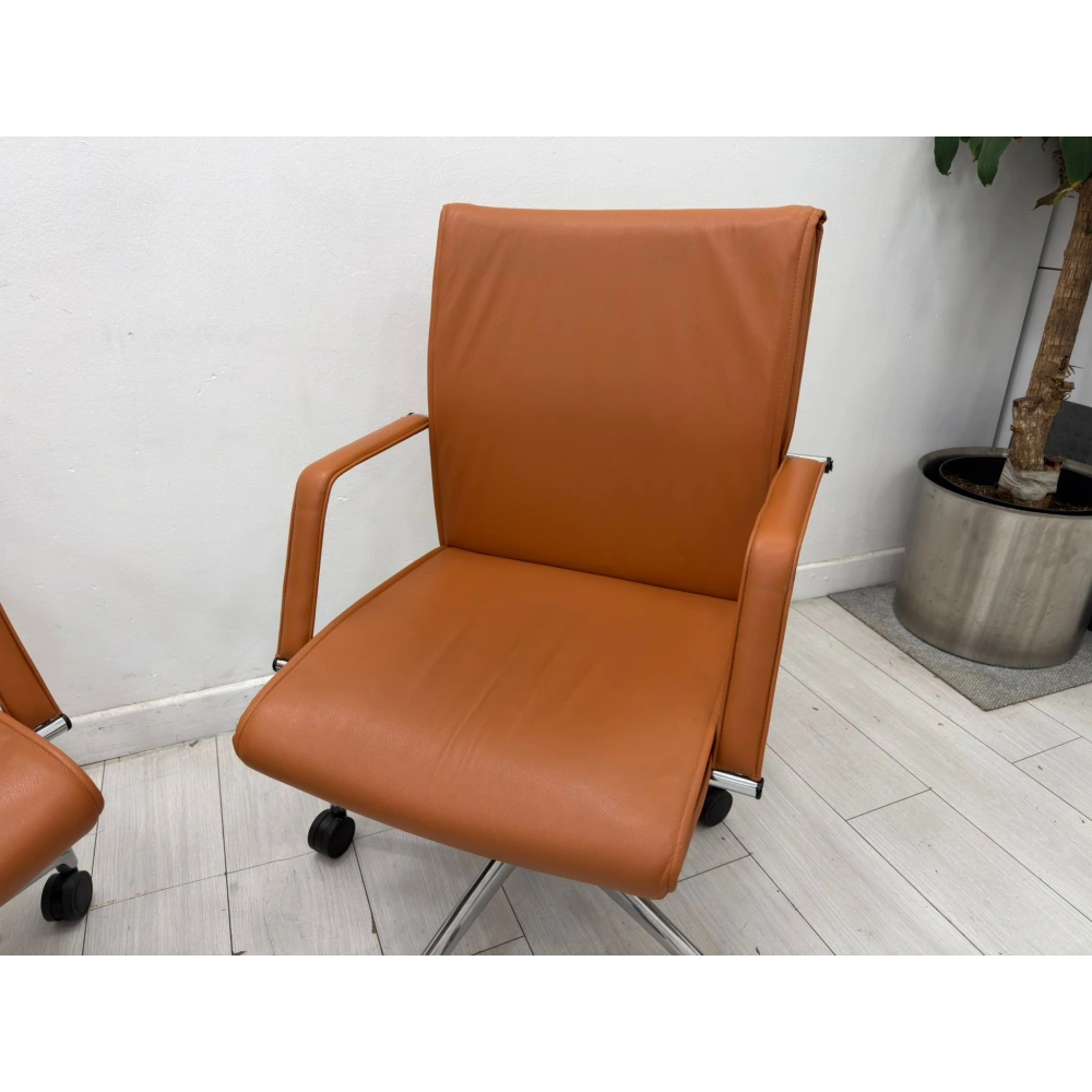 Nurus Seben Deri Toplantı Koltuğu Çalışma Koltuğu