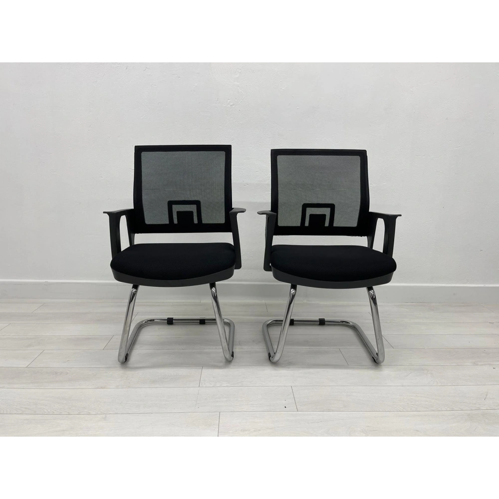 Rita Siyah Fileli Bekleme Koltuğu