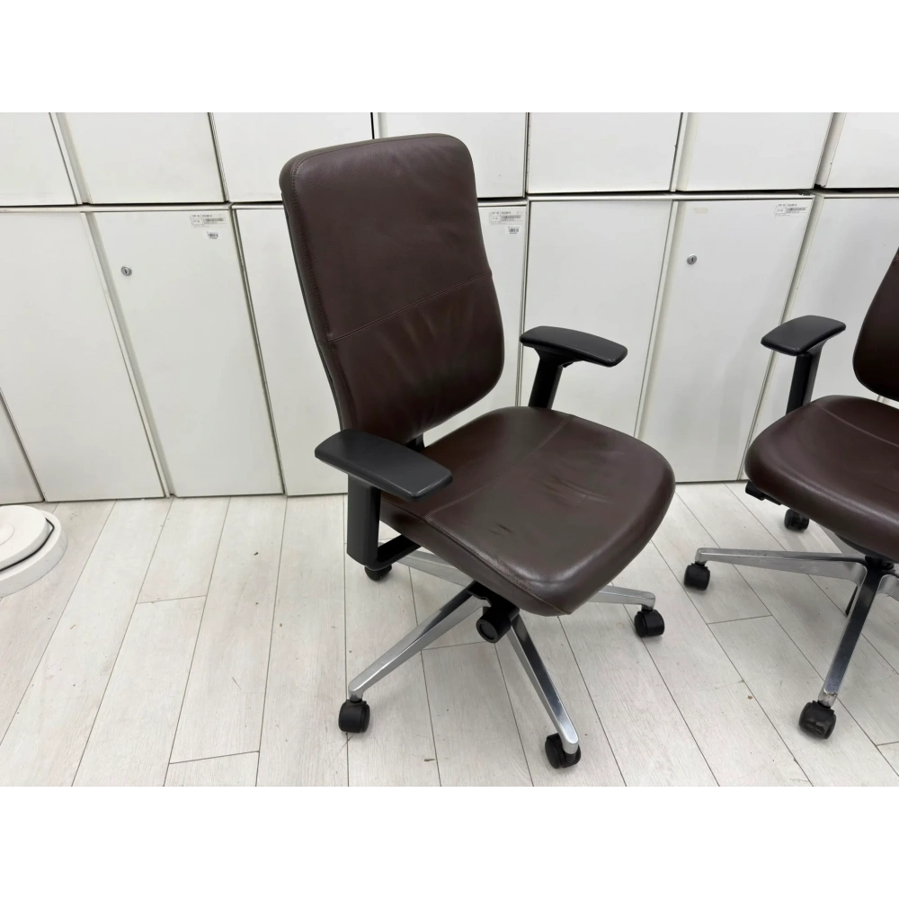 STEELCASE REPLY GERÇEK DERİ YÖNETİCİ KOLTUĞU - M4913