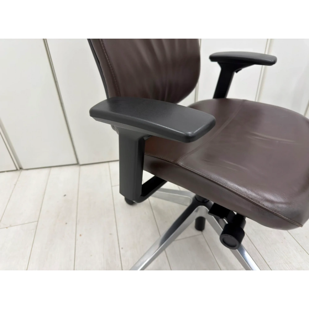 STEELCASE REPLY GERÇEK DERİ YÖNETİCİ KOLTUĞU - M4913