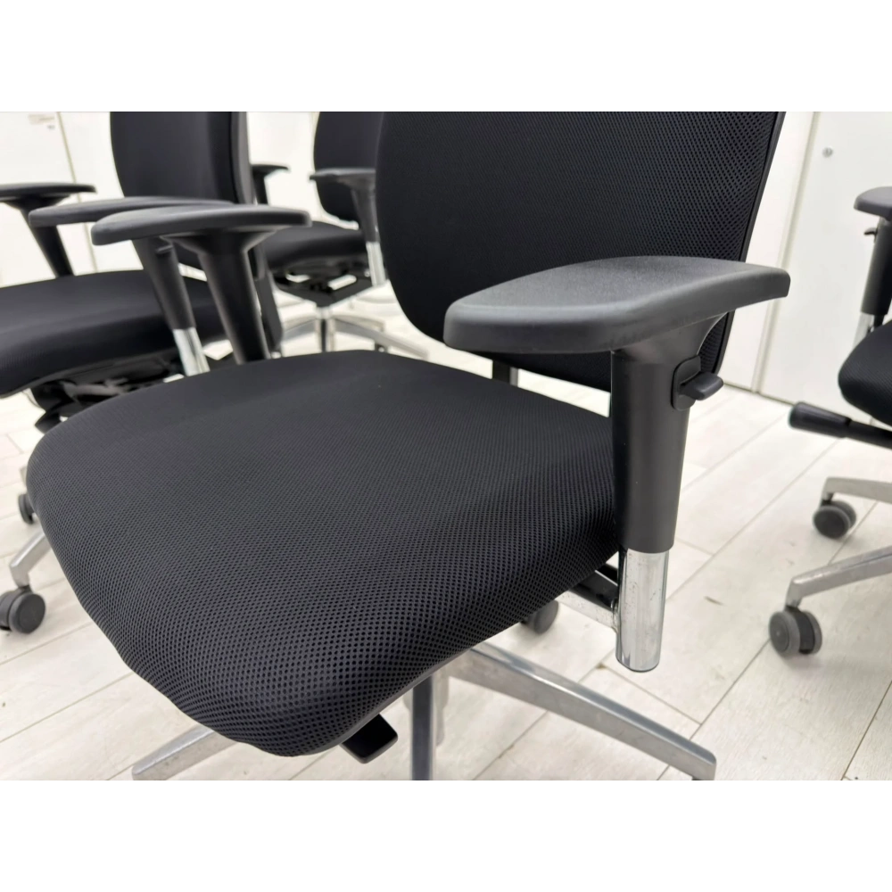 TCC  BAŞLIKLI YÖNETİCİ OFİS ÇALIŞMA KOLTUĞU - M5007