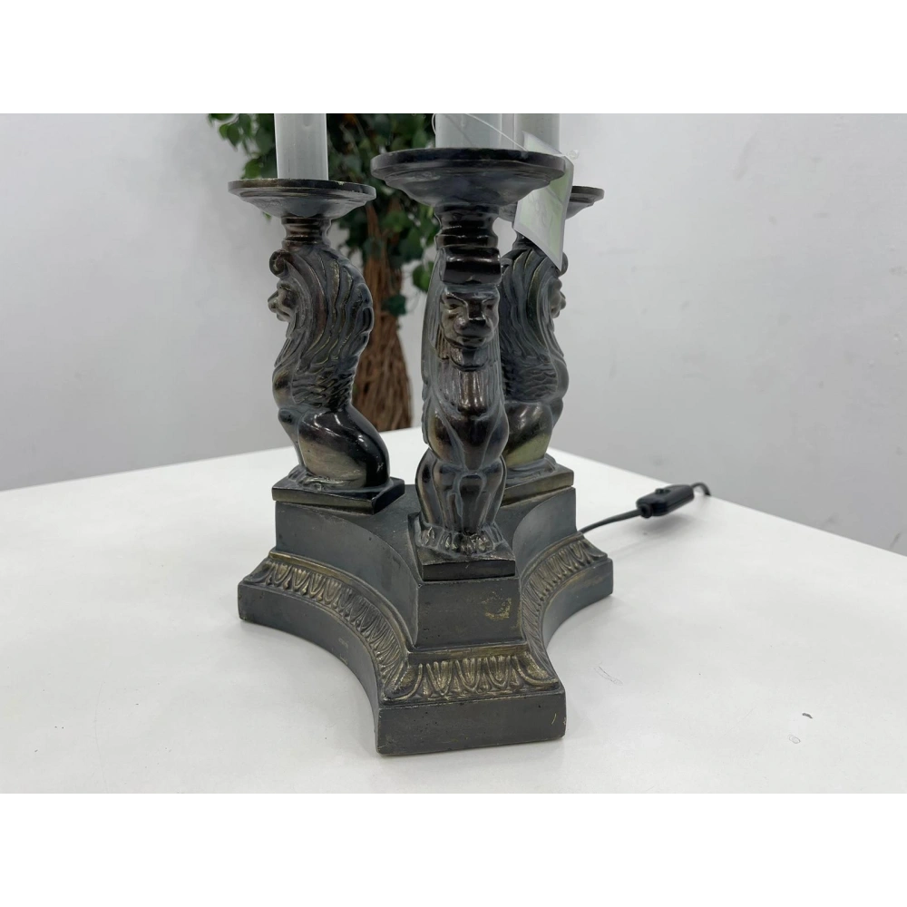 Vintage Pirinç Masa Lambası Aslan Detaylı