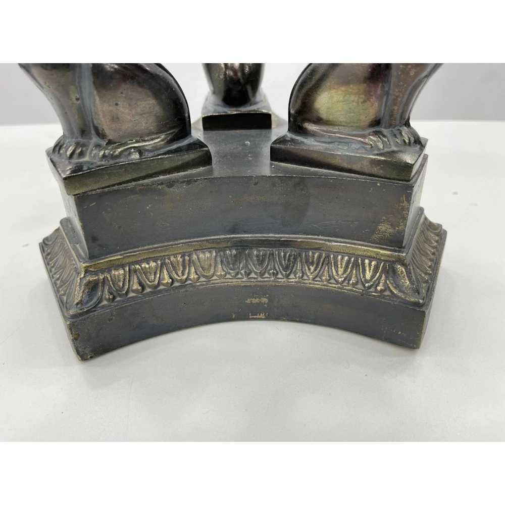 Vintage Pirinç Masa Lambası Aslan Detaylı