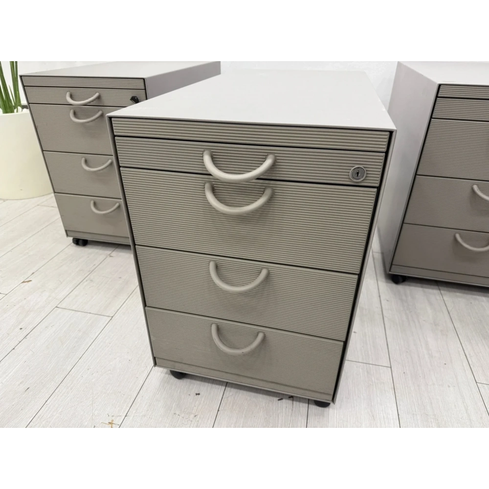 Vitra 4 Çekmeceli Metal Keson - M3249
