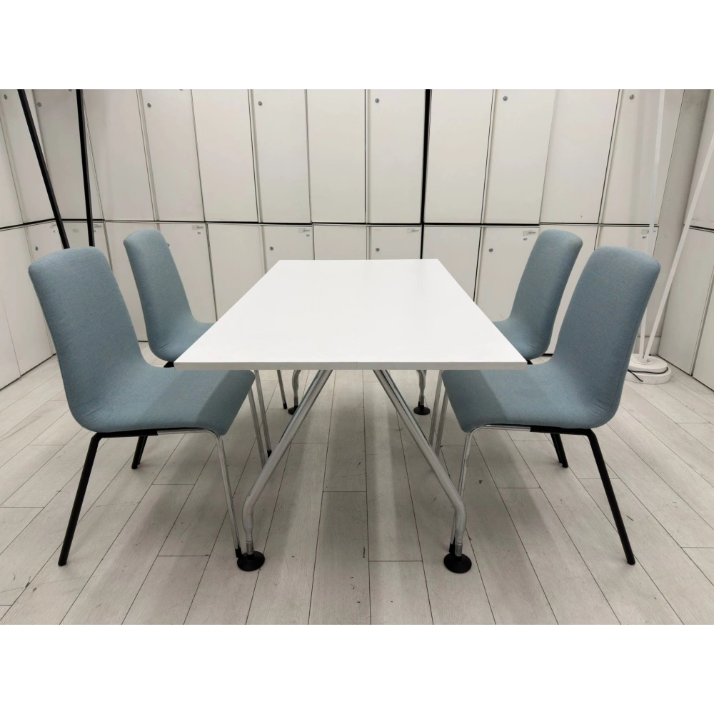 Vitra 4 Kişilik Yemek Masası Mutfak Masası