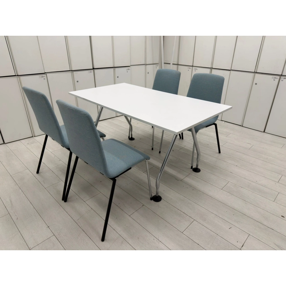 Vitra 4 Kişilik Yemek Masası Mutfak Masası