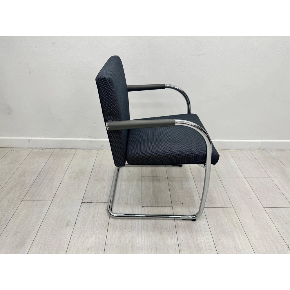 Vitra İthal Bekleme Koltuğu Misafir Koltuğu