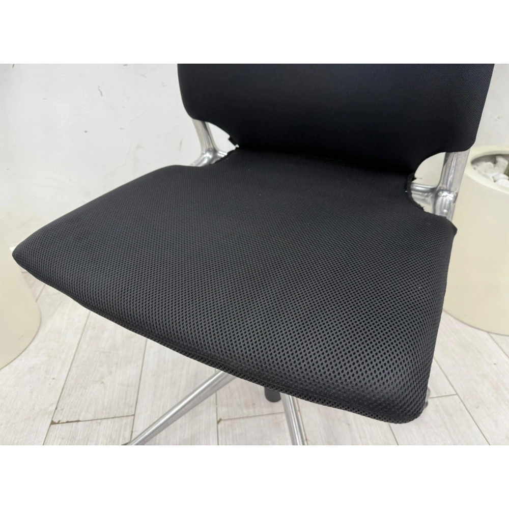 Vitra Meda Fileli Çalışma Koltuğu