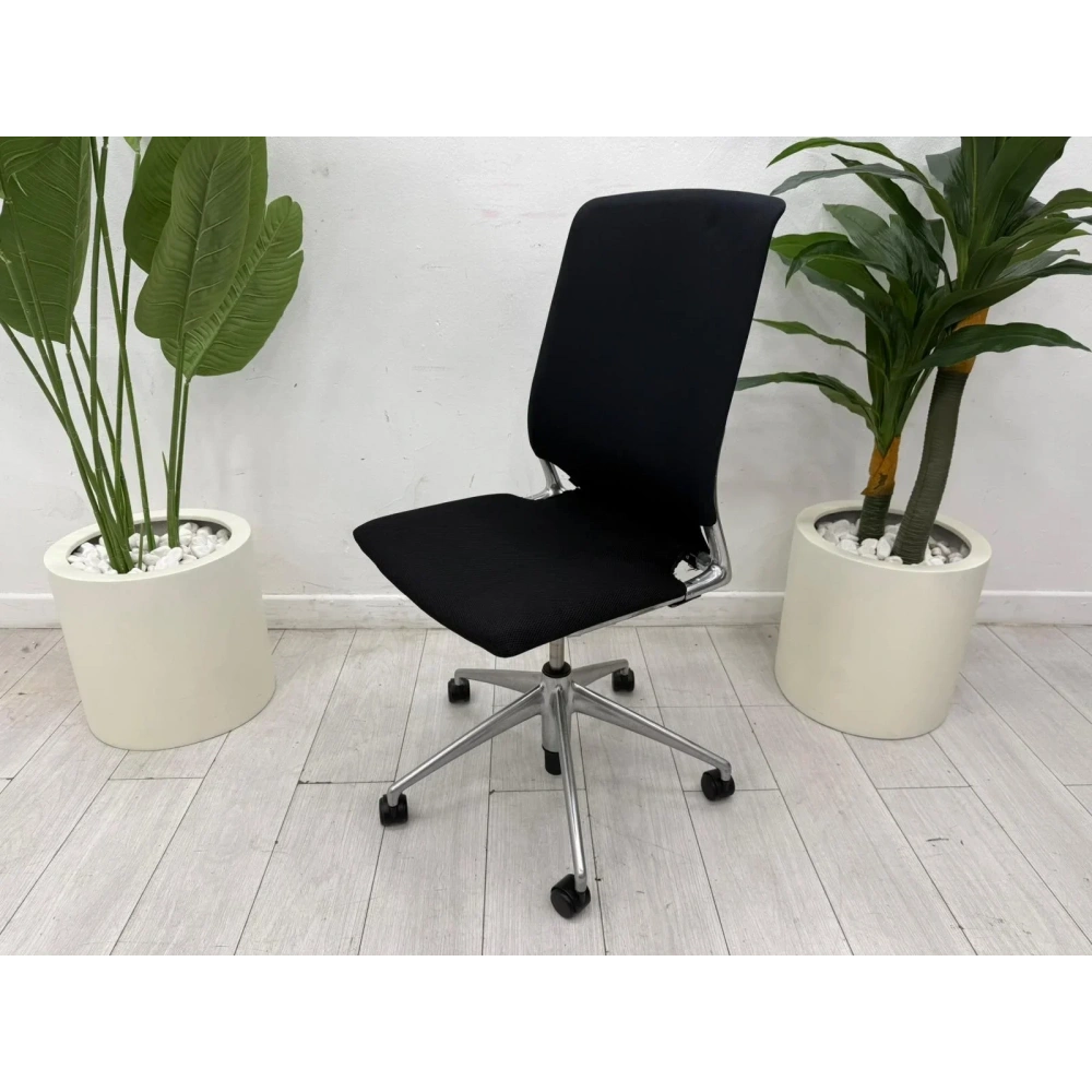 Vitra Meda Fileli Çalışma Koltuğu - M2929