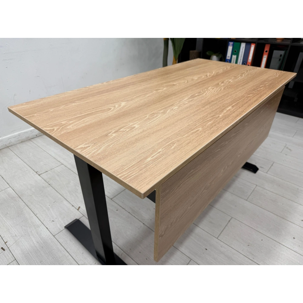 Yükseklik Ayarlı Çalışma Masası