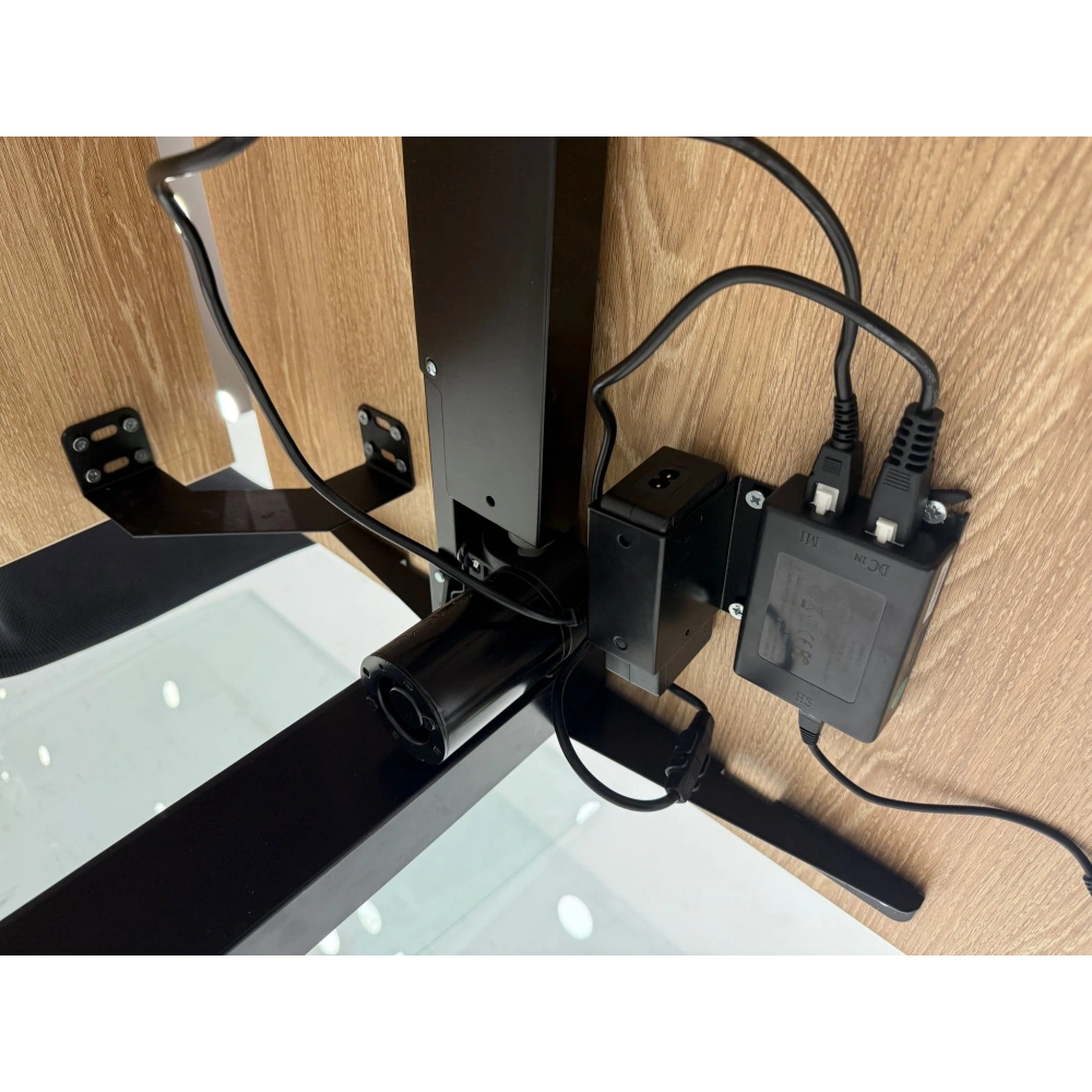 Yükseklik Ayarlı Çalışma Masası