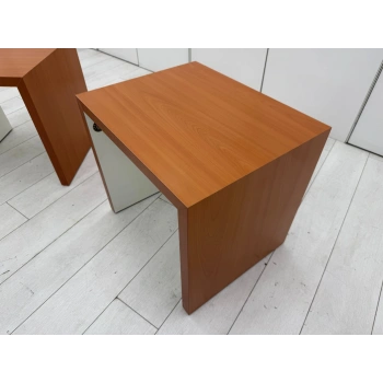 Girsberger Ofis Sehpası Masa Önü Sehpası