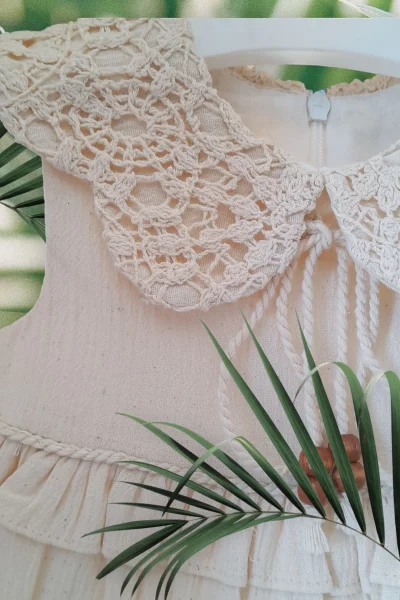 Dantel Yaka Boncuklu Naturel Elbise (6-24 Ay )