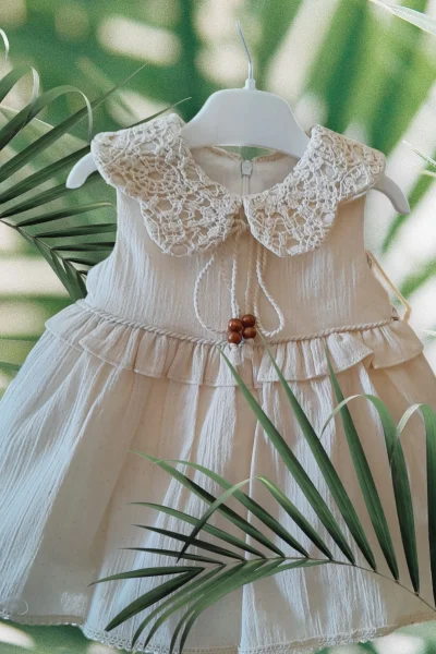 Dantel Yaka Boncuklu Naturel Elbise (6-24 Ay )