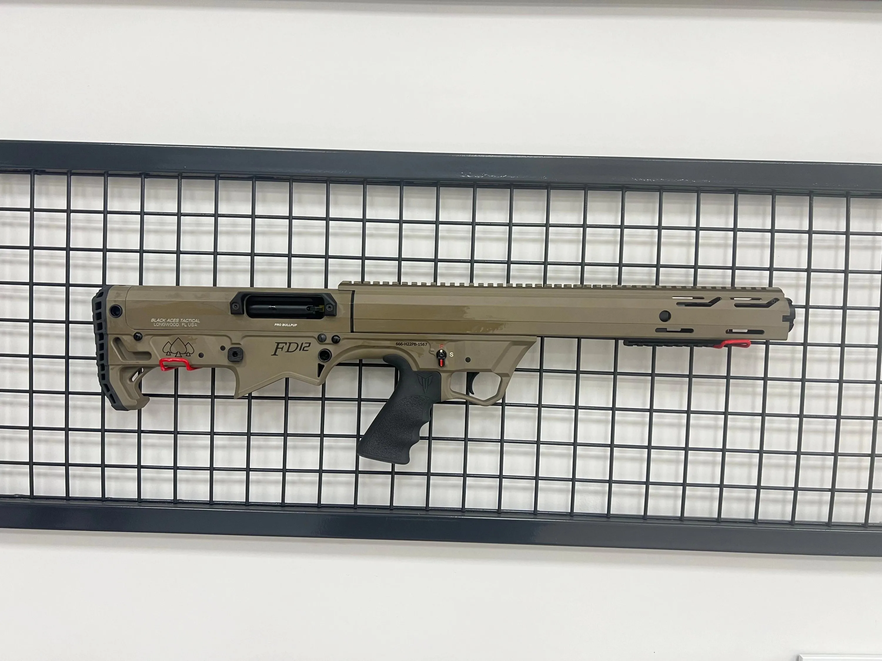Kariyer FD-12 Bullpup Şarjörlü Pompalı Av Tüfeği - Çöl Rengi (12 GA - 47 cm Namlu)