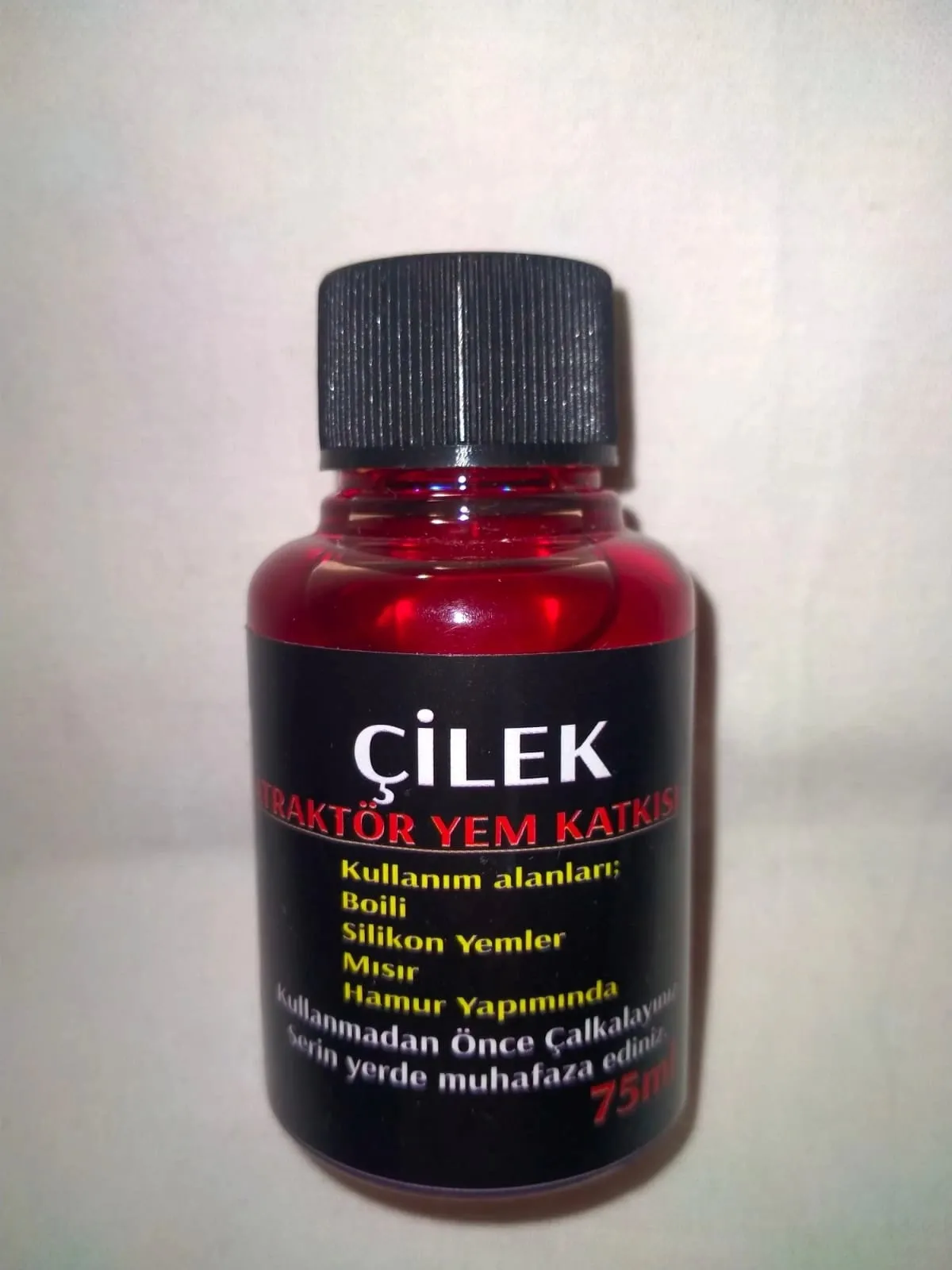 Atraktör Boom Trofe Yem Katkısı Çilek 75Ml