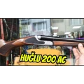Huğlu 200AC Çifte Av Tüfeği (12 GA & 20 GA - Dövme Çelik Kasa - Kabartma & El Oyması Gravürlü - Seçilmiş Türk Cevizi)