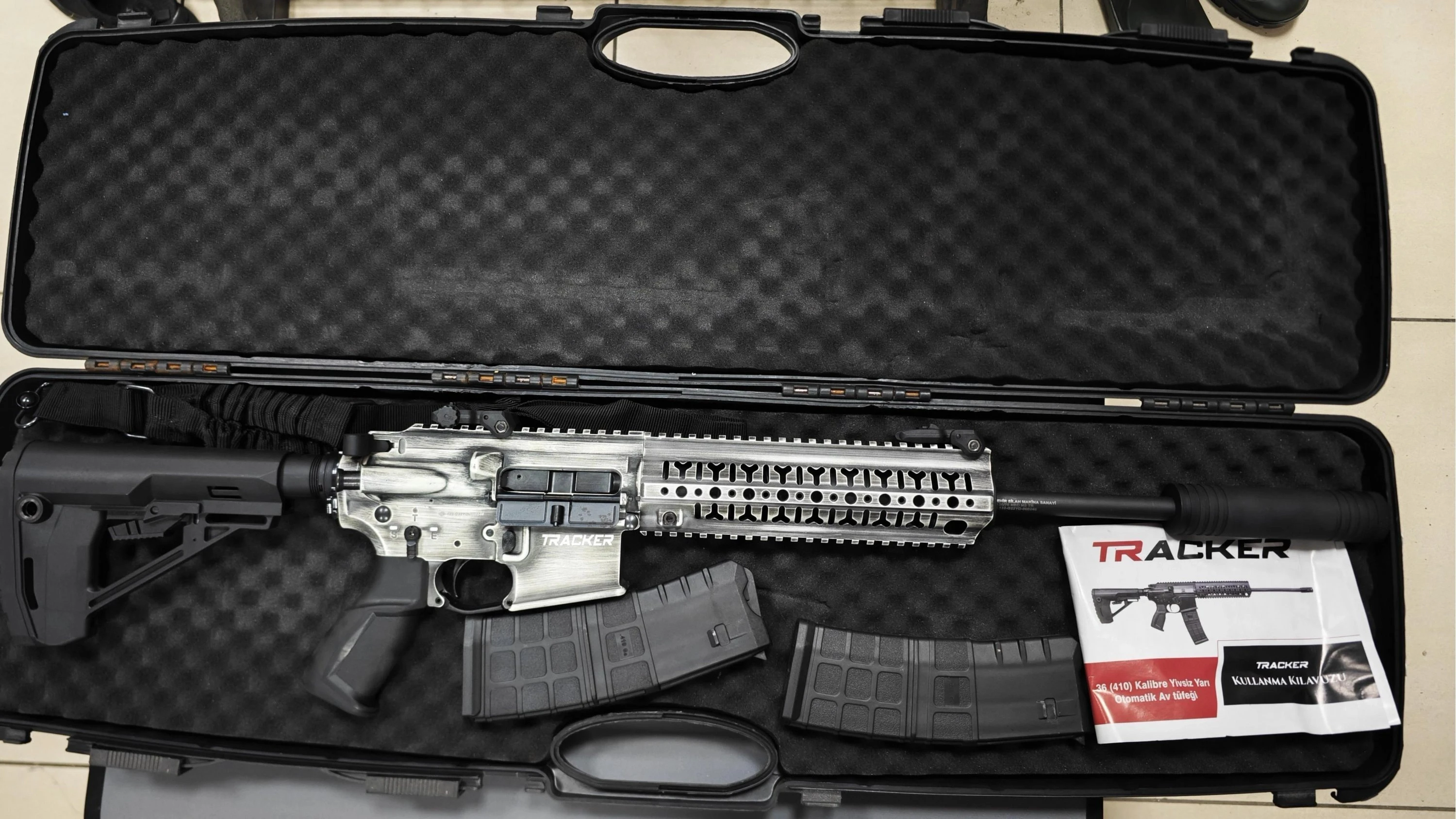 Tracker 36 Kalibre Şarjörlü Yarı Otomatik Av Tüfeği Beyaz (36 Cal - 47 cm 4140 Çelik Namlu - Alüminyum Gövde)