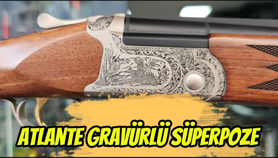 Atlante Gravürlü Süperpoze Av Tüfeği (12 GA - 7075 T6 Alüminyum Gövde - Türk Cevizi Dipçik - Krom Kaplı 4140 Namlu)