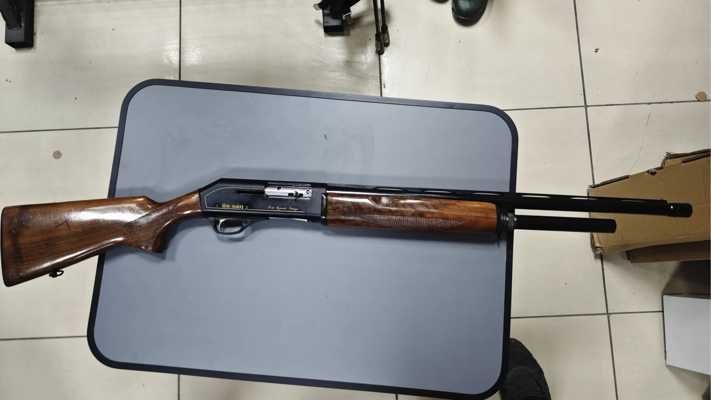 Üssan Yarı Otomatik Av Tüfeği (İkinci El - 7+1 Fişek Kapasiteli - Ahşap/Sentetik Kundak Seçenekli)