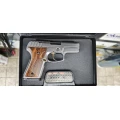 Blow TRZ91402 Kurusıkı Ses Tabancası Füme Sarı Parçalı (9 mm - 14+1 Şarjör)
