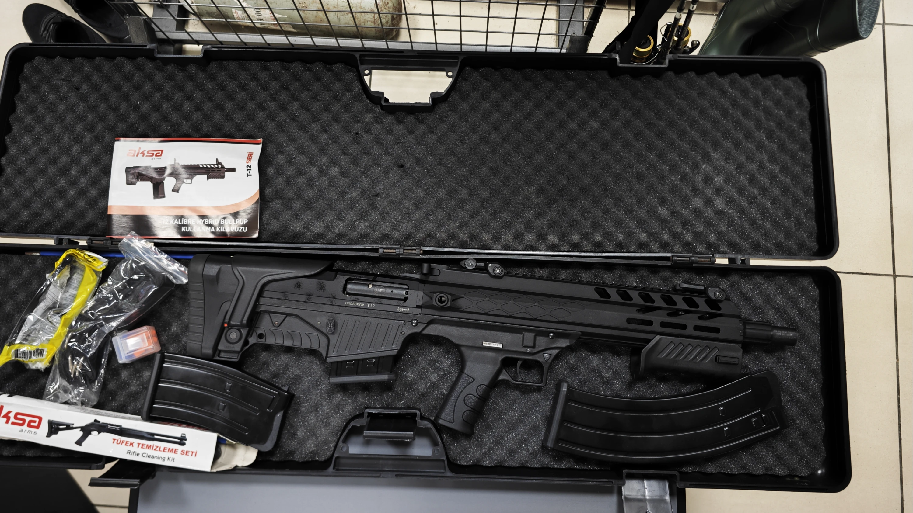 Crossfire T12 Bullpup Çift Sistem Şarjörlü Av Tüfeği (12 GA - Yarı Otomatik & Pompalı - 18.5 Namlu - 7075-T6 Gövde)