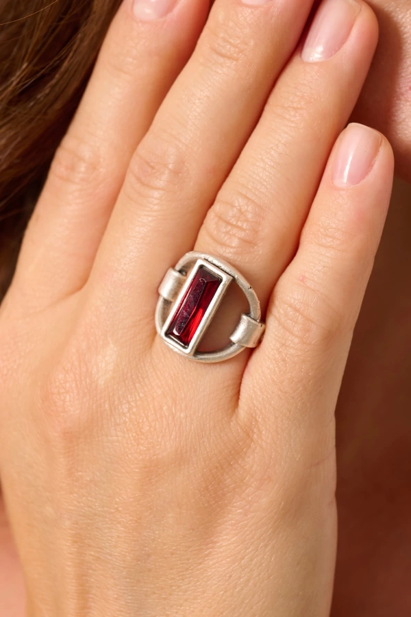 ZeyDor Bordo Kristal Taşlı Geometrik Yüzük