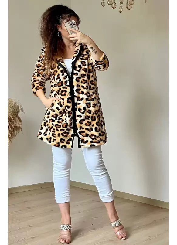 Kapuşonlu Leopar Peluş Hırka