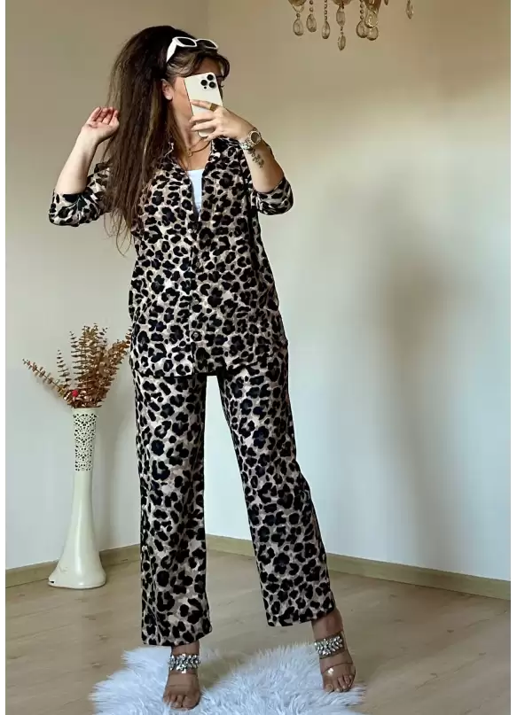 Leoparlı Gömlek Takım