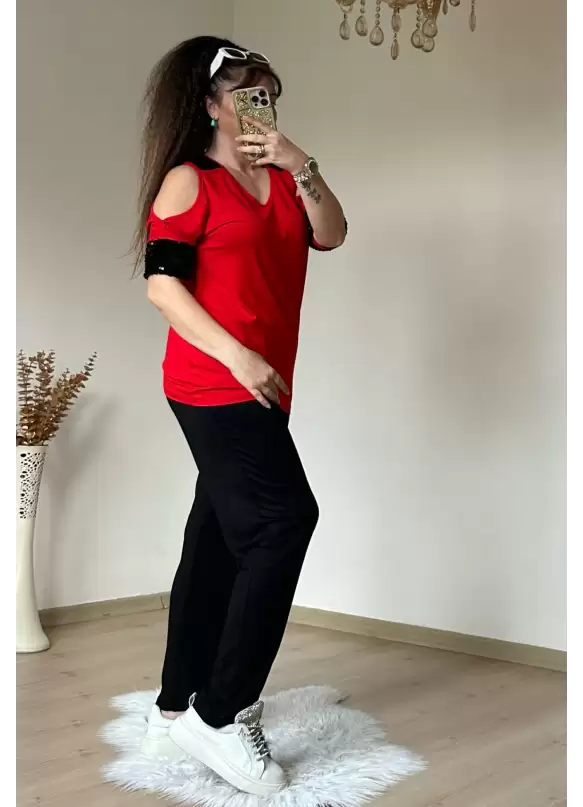 Omuz Detaylı Pullu Takım Kırmızı