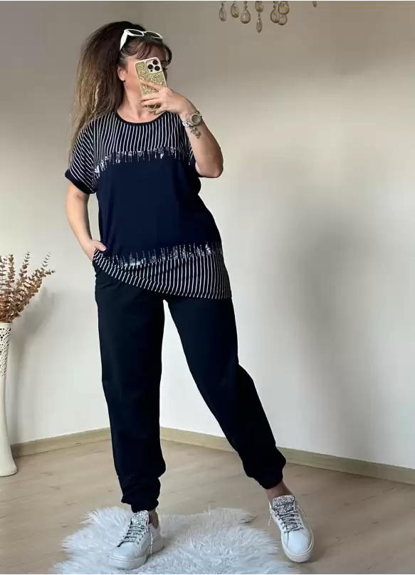 Ön Çizgili Taşlı Takım