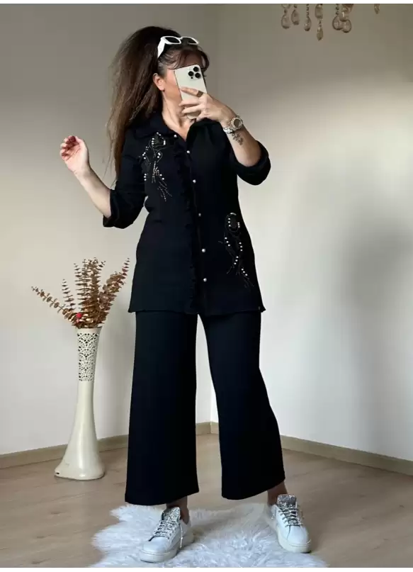 Ön Fırfırlı Taşlı Takım Siyah