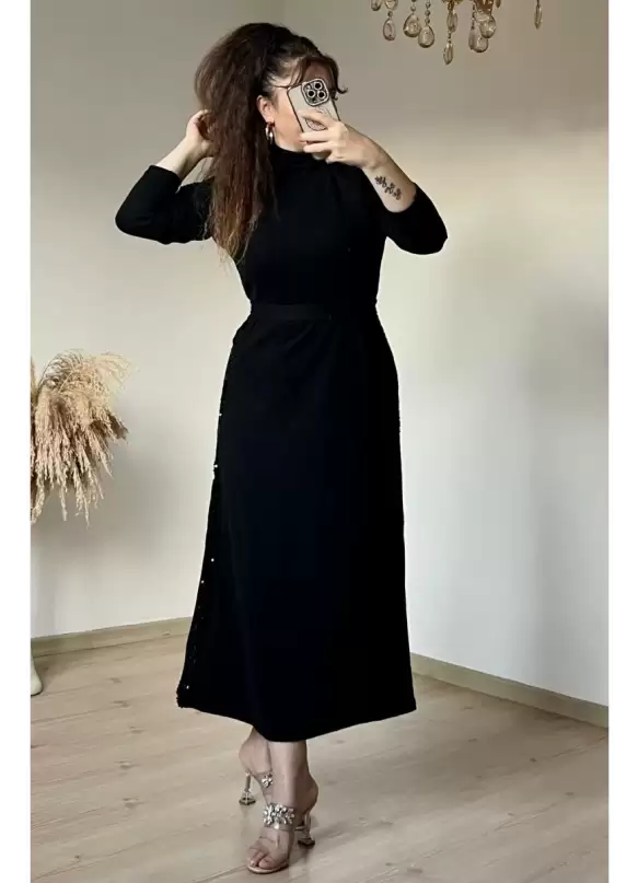 Pul Detaylı Triko Elbise SİYAH