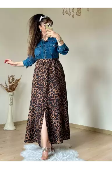 Kot Detaylı Leopar Elbise