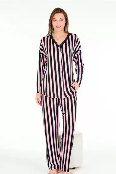 Uzun Kol Onü Düğmeli Pembe Seritli Bayan Pijama Takımı