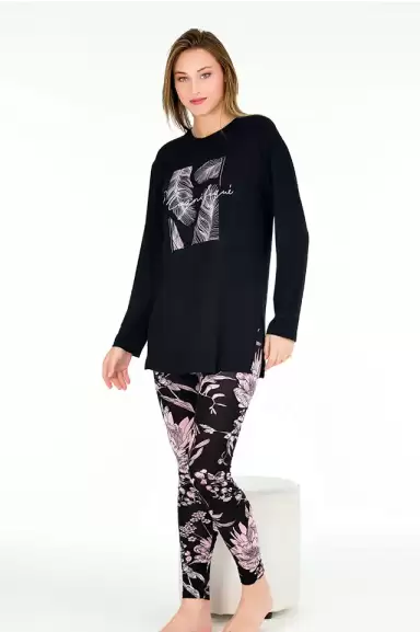 Uzun Kol Pembe Çiçekli Bayan Pijama Takımı