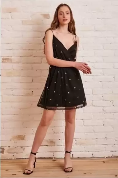 Yıldız Desenli Mini Elbise Gögüs Dekolteli Ip Askılı Tüllü elbise