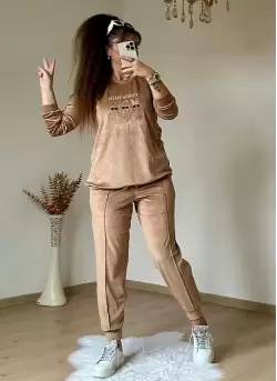Ayıcık Taşlı Kadıfe Takım Camel