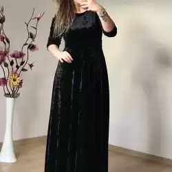 Bisiklet Yaka Kadife Elbise Siyah
