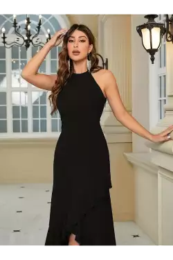 Halter Yaka Eteği Volanlı Krep Uzun Elbise Siyah
