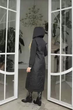 Kapitone Kaban Siyah