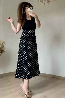 Kısa Kol Üst Siyah Alt Puanlı Krep Elbise