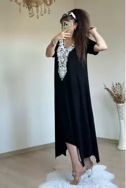 Kısa Kol Yaka Fistolu Elbıse