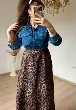 Kot Detaylı Leopar Elbise