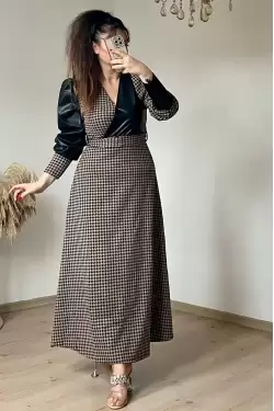 Kruvaze Yakalı Kazayağı Desen Deri Detay Ekose Elbise Kahve