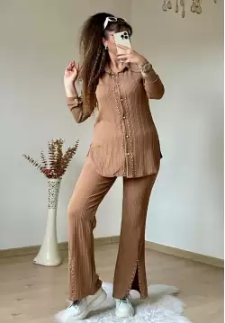 Ön Taşlı Paça Detaylı Takım Bej