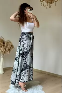 Otantik Desenli Etek Siyah