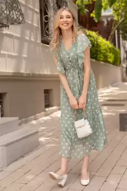 Puanlı Kolu Fırfırlı Şifon Elbise Yeşil