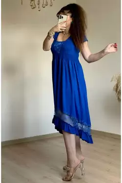 Tül Detaylı Mavi Elbise