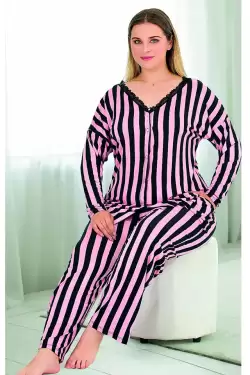 Uzun Kol Onü Düğmeli Pembe Seritli Büyük Beden Pijama Takımı